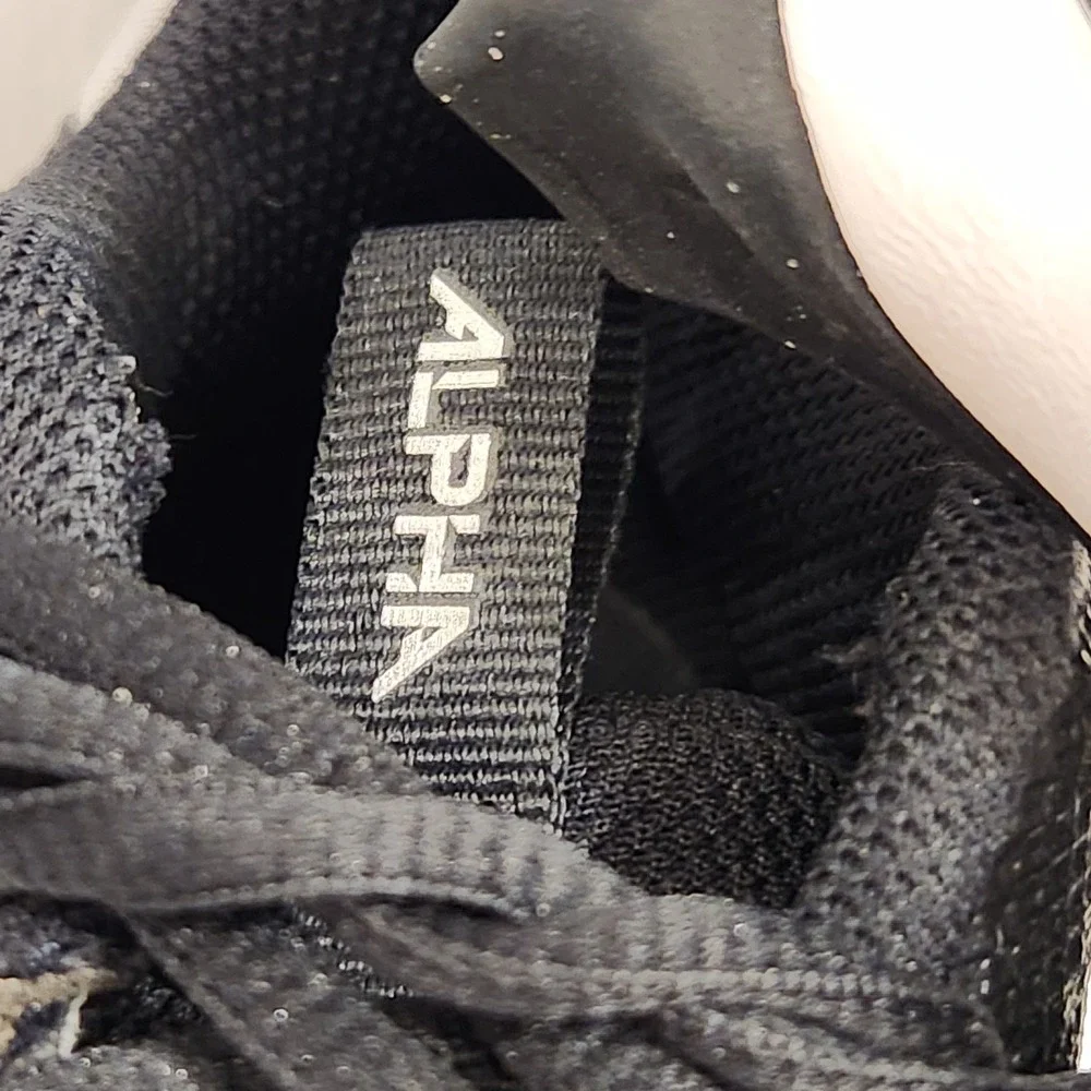 Nike‎ Alpha Youth Size 4.5Y Black Gray Cleats FQ4012-001